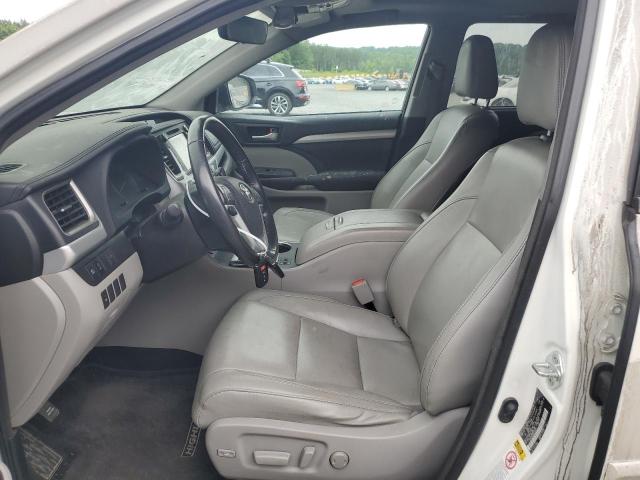 Photo 7 from auction – 2017 TOYOTA HIGHLANDER with VIN 5TDJZRFH2HS357877
