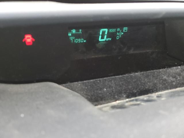 Photo 9 from auction – 2005 TOYOTA PRIUS with VIN JTDKB20U453122884