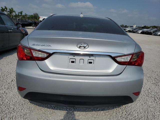 Photo 6 from auction – 2014 HYUNDAI SONATA GLS with VIN 5NPEB4AC1EH863111