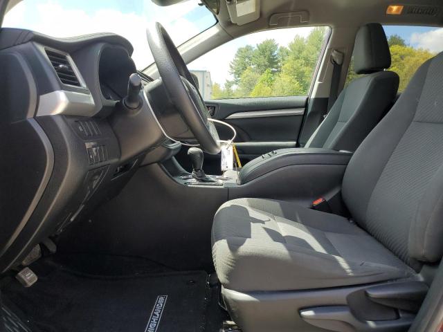 Photo 7 from auction – 2019 TOYOTA HIGHLANDER with VIN 5TDBZRFH9KS948591