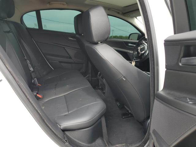 Photo 10 from auction – 2018 JAGUAR XE PREMIUM with VIN SAJAJ4FX3JCP24652