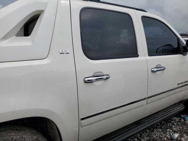 Zdjęcie 10 z aukcji – 2012 CHEVROLET AVALANCHE z VIN 3GNTKGE77CG130144