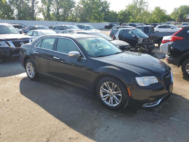 Photo 4 from auction – 2017 CHRYSLER 300C with VIN 2C3CCAEG1HH564185