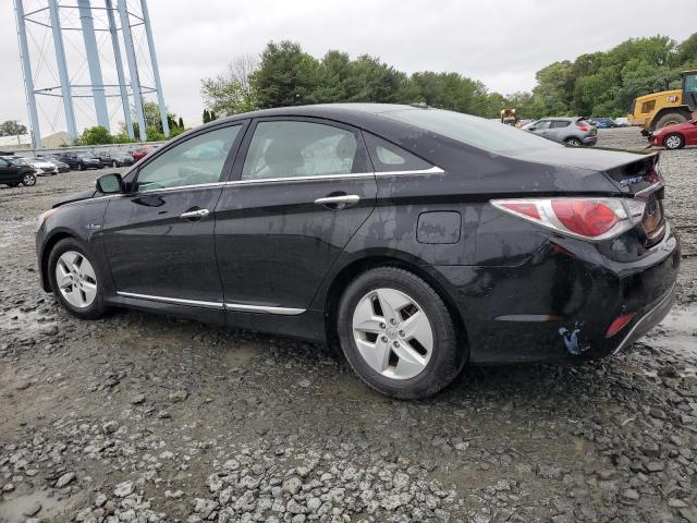 Photo 2 from auction – 2012 HYUNDAI SONATA HYB with VIN KMHEC4A40CA038473