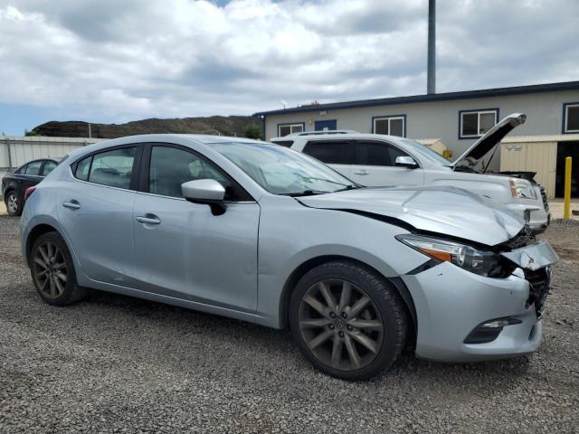 Photo 4 from auction – 2018 MAZDA 3 TOURING with VIN 3MZBN1L35JM187513