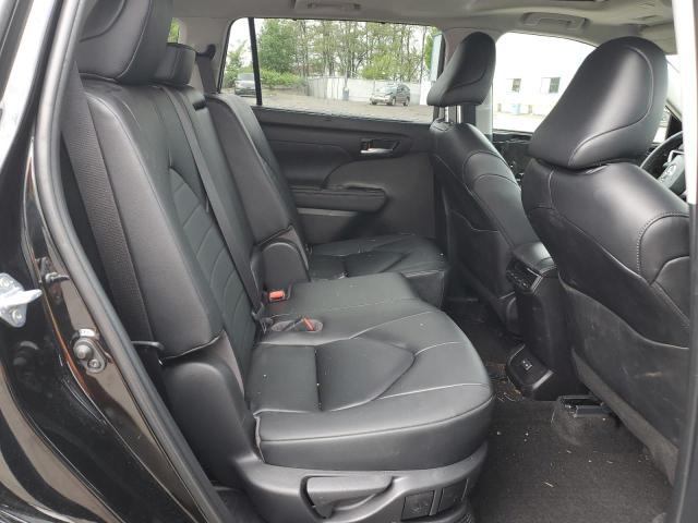 Фото 11 с аукциона – 2023 TOYOTA HIGHLANDER с VIN 5TDKBRCH9PS593065