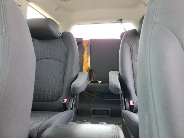 Photo 10 from auction – 2011 CHEVROLET TRAVERSE L with VIN 1GNKRGED7BJ182349