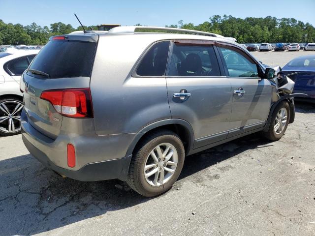 Photo 3 from auction – 2015 KIA SORENTO LX with VIN 5XYKT4A64FG588904