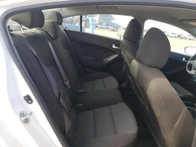 Photo 10 from auction – 2017 KIA FORTE LX with VIN 3KPFK4A72HE045337