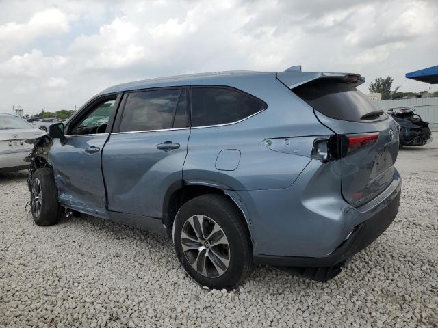 Photo 2 from auction – 2022 TOYOTA HIGHLANDER with VIN 5TDGZRAH0NS121743
