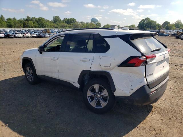 Photo 2 from auction – 2022 TOYOTA RAV4 LE with VIN JTMLWRFV7ND155888