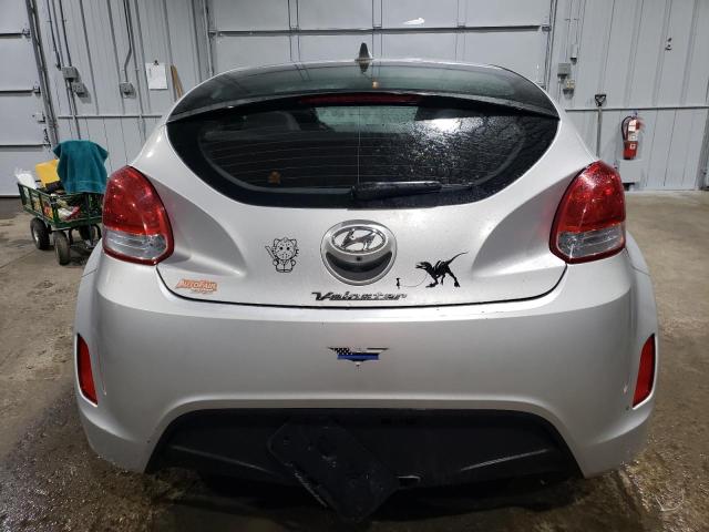 Photo 6 from auction – 2016 HYUNDAI VELOSTER with VIN KMHTC6AD9GU281481