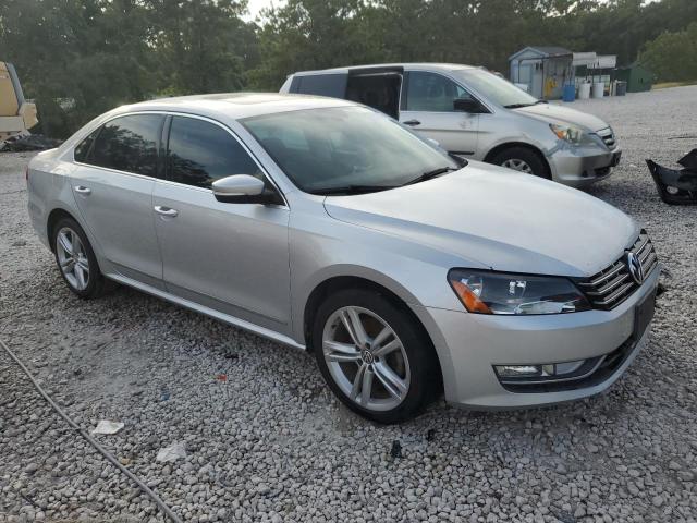 Photo 4 from auction – 2013 VOLKSWAGEN PASSAT SEL with VIN 1VWCN7A38DC035404