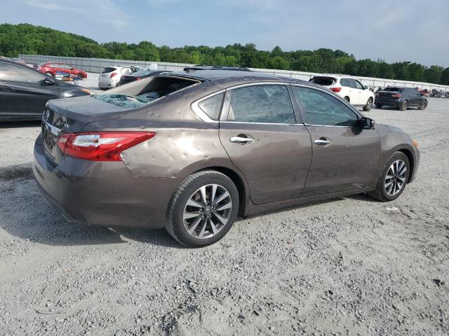 Photo 3 from auction – 2017 NISSAN ALTIMA 2.5 with VIN 1N4AL3AP0HC110278