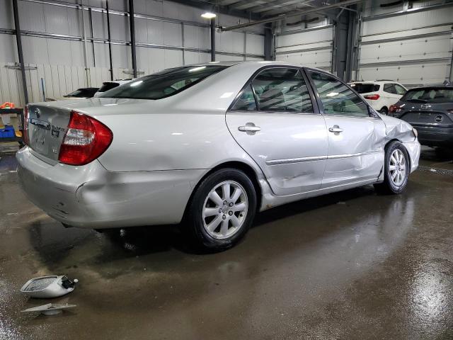 Photo 3 from auction – 2002 TOYOTA CAMRY LE with VIN JTDBF30K120001820