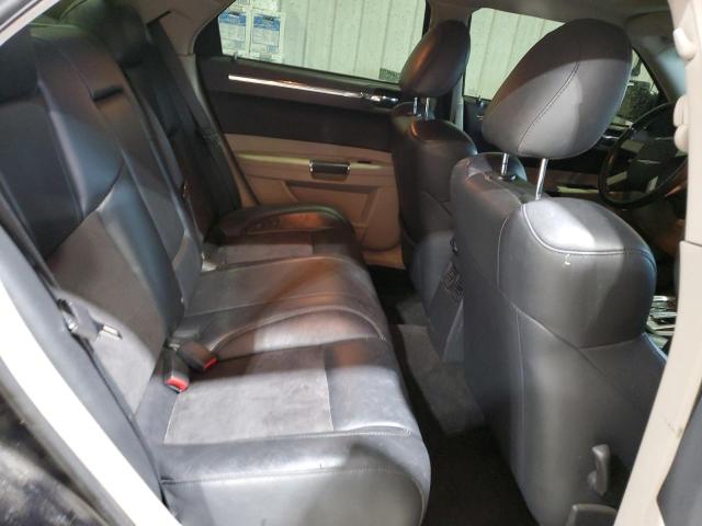 Photo 10 from auction – 2006 CHRYSLER 300C SRT-8 with VIN 2C3LA73W26H242915