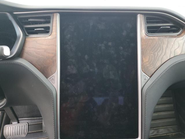 Photo 9 from auction – 2019 TESLA MODEL X with VIN 5YJXCAE2XKF186270