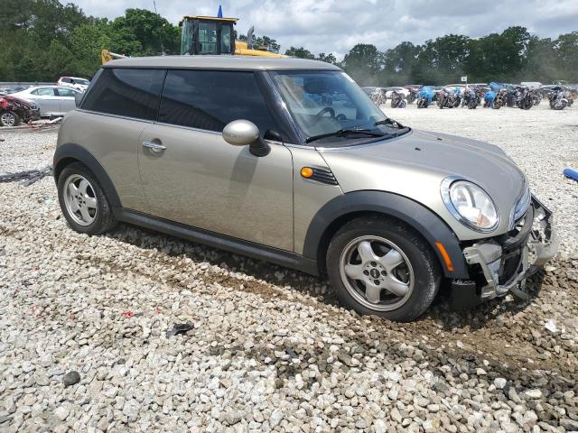 Photo 4 from auction – 2010 MINI COOPER with VIN WMWMF3C54ATZ64395