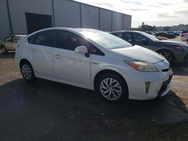 Photo 4 from auction – 2013 TOYOTA PRIUS with VIN JTDKN3DU6D1710805
