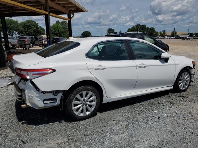 Photo 3 from auction – 2020 TOYOTA CAMRY LE with VIN 4T1C11AK2LU931656