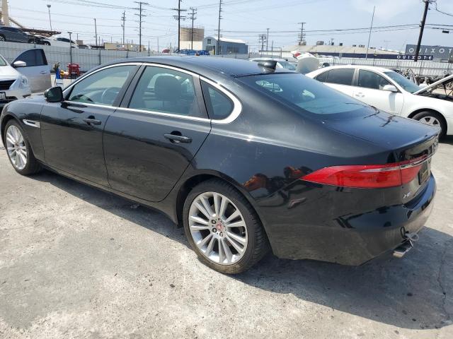 Photo 2 from auction – 2017 JAGUAR XF PRESTIG with VIN SAJBE4BN5HCY44010