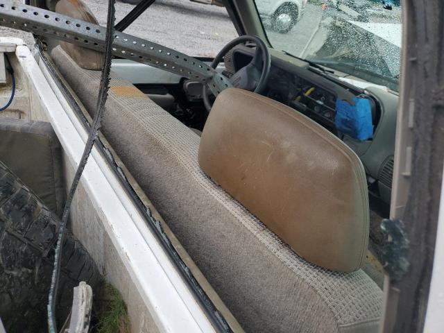 Photo 10 from auction – 1998 GMC SIERRA C15 with VIN 1GTEC14W0WZ513481
