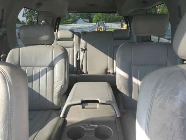 Photo 10 from auction – 2005 LINCOLN NAVIGATOR with VIN 5LMFU27515LJ01851