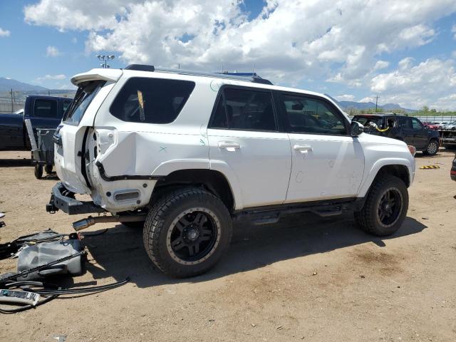 Photo 3 from auction – 2014 TOYOTA 4RUNNER SR with VIN JTEBU5JR7E5179618