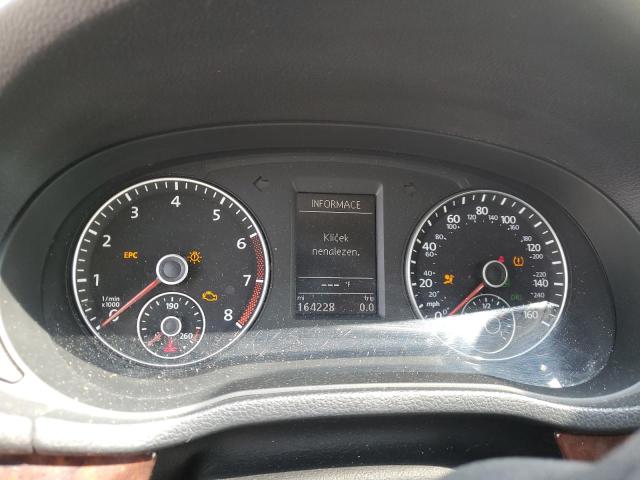 Photo 9 from auction – 2013 VOLKSWAGEN PASSAT SEL with VIN 1VWCH7A33DC044664