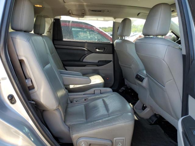Photo 11 from auction – 2015 TOYOTA HIGHLANDER with VIN 5TDDKRFH3FS076511