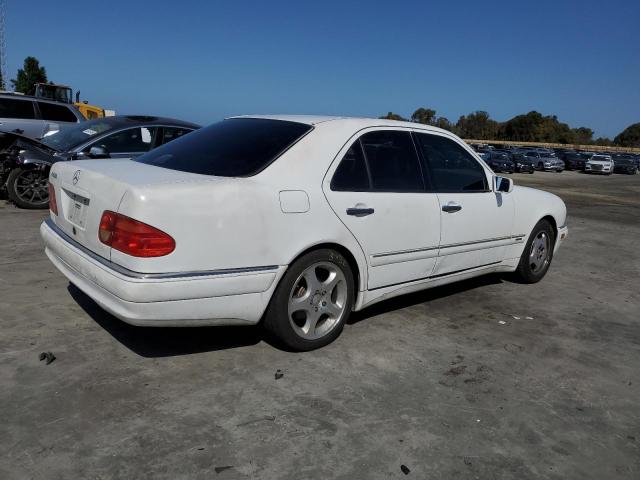Photo 3 from auction – 1998 MERCEDES-BENZ E 430 with VIN WDBJF70F4WA670331