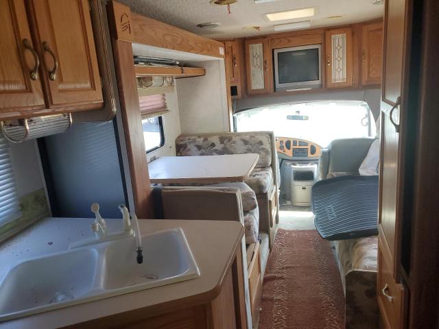 Photo 6 from auction – 2002 FORD ECONOLINE with VIN 1FDWE35S32HA69076