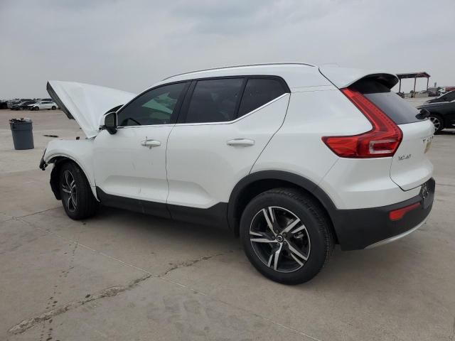 Photo 2 from auction – 2023 VOLVO XC40 PLUS with VIN YV4L12UEXP2086022
