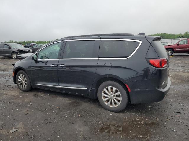 Photo 2 from auction – 2017 CHRYSLER PACIFICA T with VIN 2C4RC1BG5HR759615