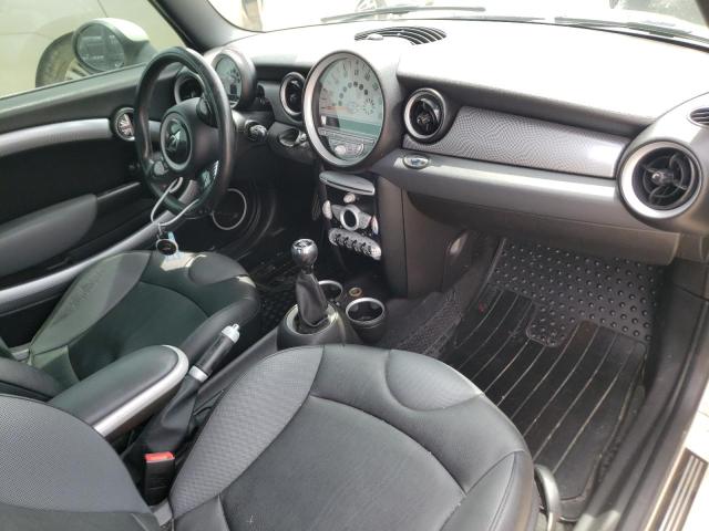 Photo 8 from auction – 2009 MINI COOPER S with VIN WMWMF73549TT95437