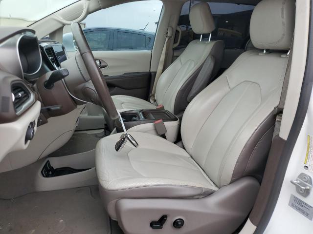 Photo 7 from auction – 2017 CHRYSLER PACIFICA T with VIN 2C4RC1BG1HR572758