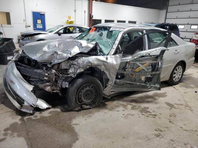 TOYOTA CAMRY LE 2005 with VIN 4T1BE32KX5U064441 - Photo from auction