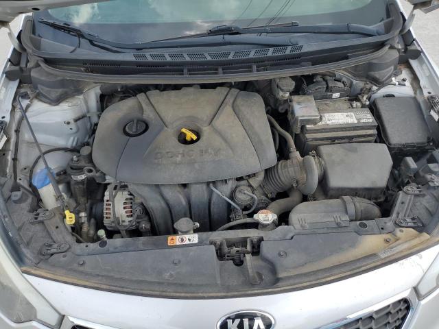 Photo 11 from auction – 2016 KIA FORTE LX with VIN KNAFX4A67G5527270