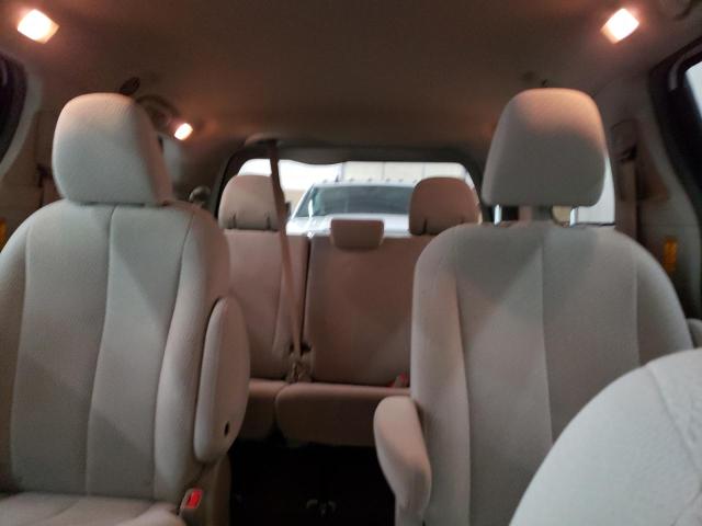 Photo 10 from auction – 2014 TOYOTA SIENNA LE with VIN 5TDJK3DC3ES071525