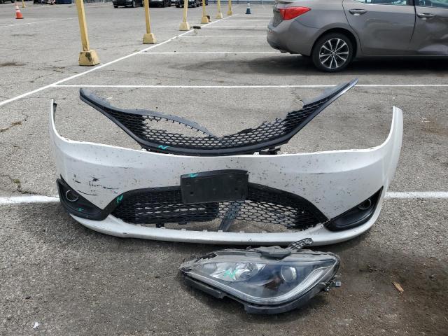 Photo 13 from auction – 2019 CHRYSLER PACIFICA T with VIN 2C4RC1FG4KR738577