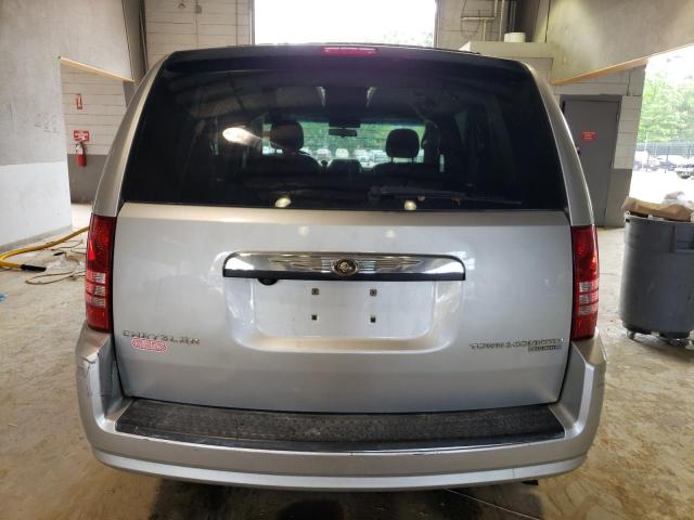 Photo 6 from auction – 2010 CHRYSLER TOWN & COU with VIN 2A4RR8D14AR502395
