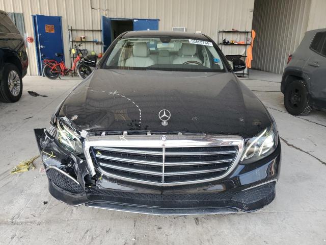 Photo 5 from auction – 2017 MERCEDES-BENZ E 300 with VIN WDDZF4JB7HA171238
