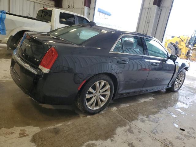Photo 3 from auction – 2017 CHRYSLER 300 LIMITE with VIN 2C3CCARG8HH534336