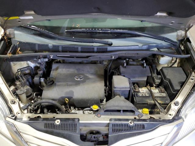 Photo 12 from auction – 2015 TOYOTA SIENNA LE with VIN 5TDJK3DC3FS105030
