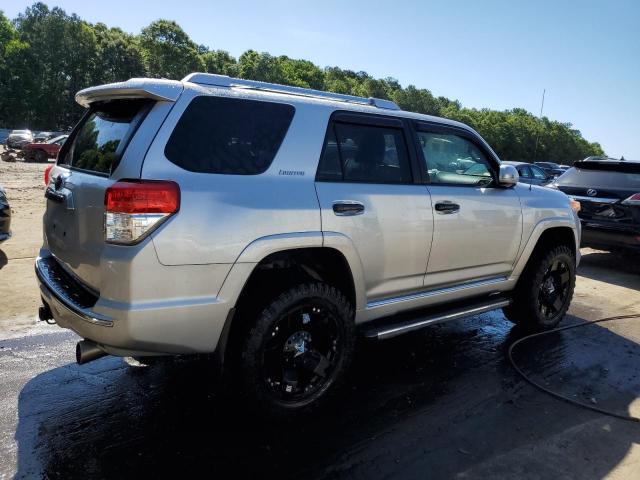 Photo 3 from auction – 2011 TOYOTA 4RUNNER SR with VIN JTEZU5JR5B5030098