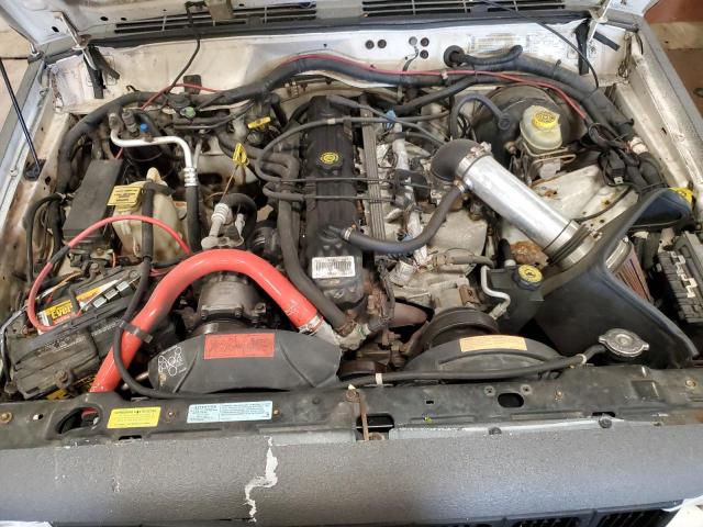 Photo 12 from auction – 2000 JEEP CHEROKEE S with VIN 1J4FF48S5YL135341