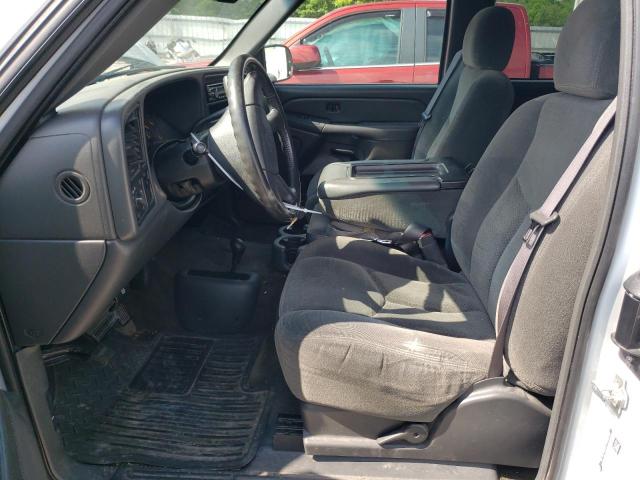 Photo 7 from auction – 2004 CHEVROLET SILVERADO with VIN 2GCEK19VX41331764
