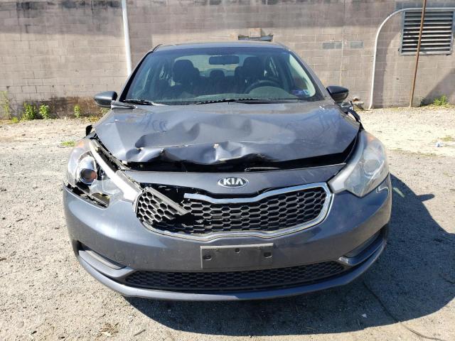 Photo 5 from auction – 2016 KIA FORTE LX with VIN KNAFK4A65G5613160