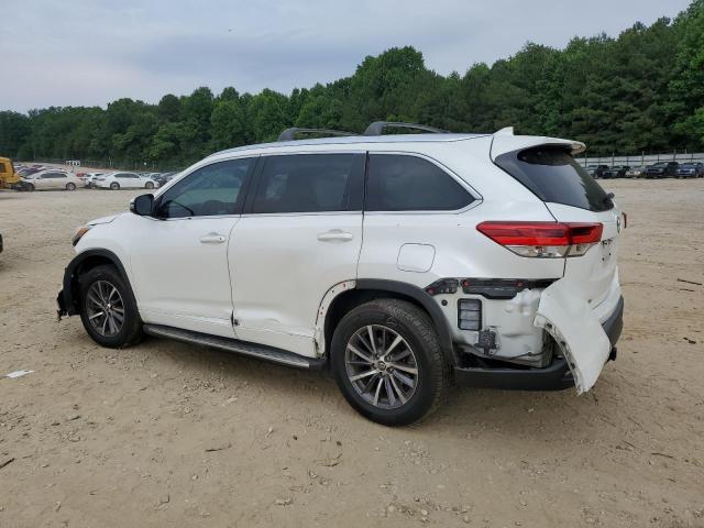 Фото 2 с аукциона – 2018 TOYOTA HIGHLANDER с VIN 5TDKZRFH3JS288109