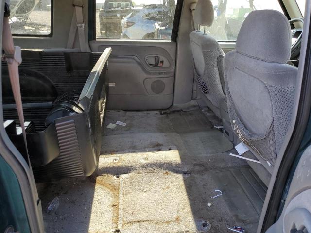 Photo 10 from auction – 1995 CHEVROLET SUBURBAN K with VIN 1GNFK16K6SJ398208
